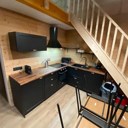 Capucine Ou Clochette 5p - Privatif *