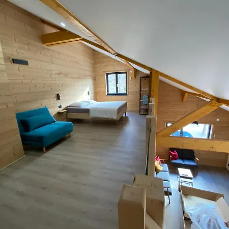 Les Des Capucines&jacuzzi Privatif Chalet *