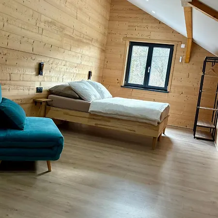 Capucine Ou Clochette 5p - Privatif *