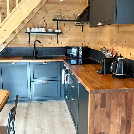 Capucine Ou Clochette 5p - Privatif Rochesson