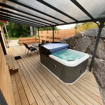 Chalet Capucine Ou Clochette 5p - Privatif *