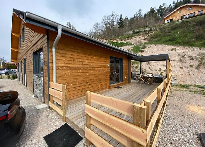 Capucine Ou Clochette 5p - Privatif * Rochesson